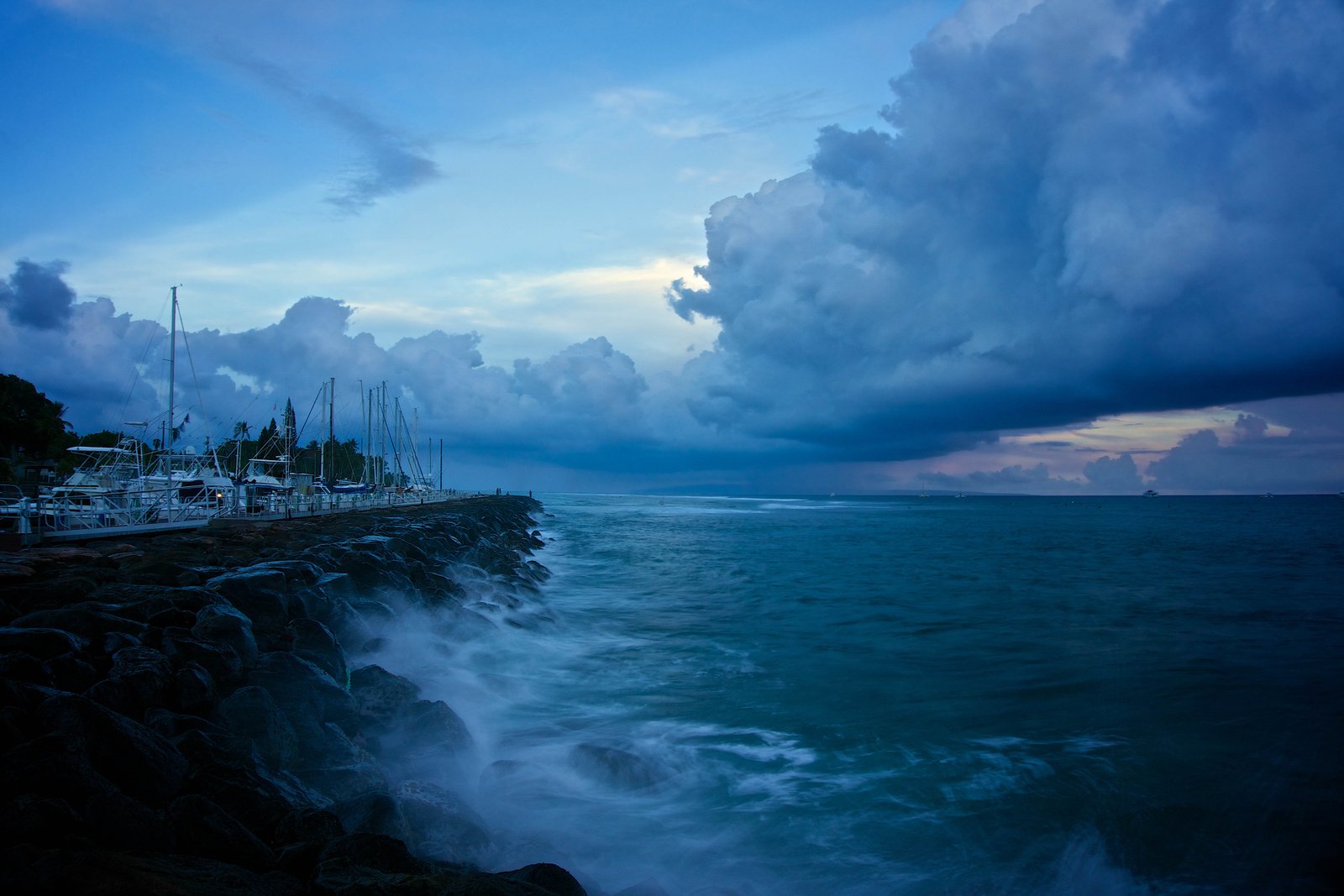 Dark & Stormy 09
